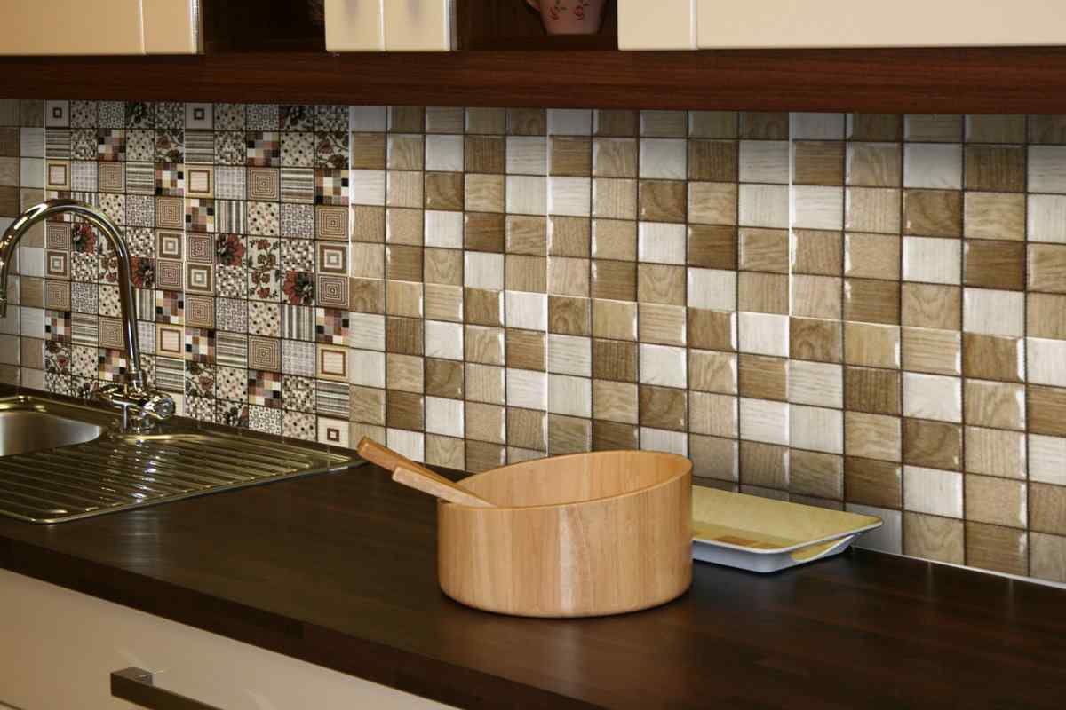  Buy and Current Sale Price of Vitrified and Glazed Tiles 