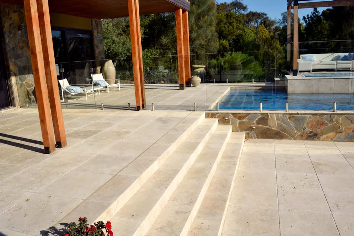  Getting to Know Travertine Tile + the Exceptional Price of Buying Travertine Tile 