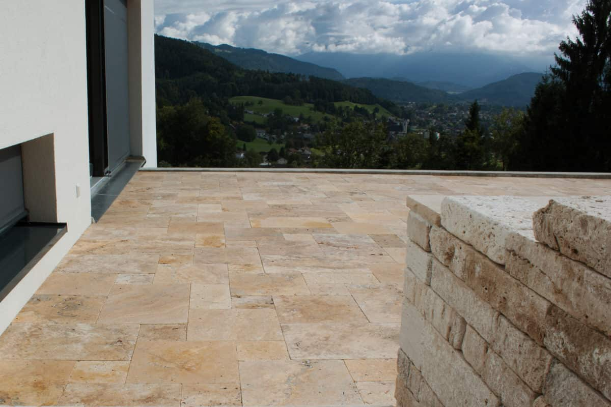  Getting to Know Travertine Tile + the Exceptional Price of Buying Travertine Tile 