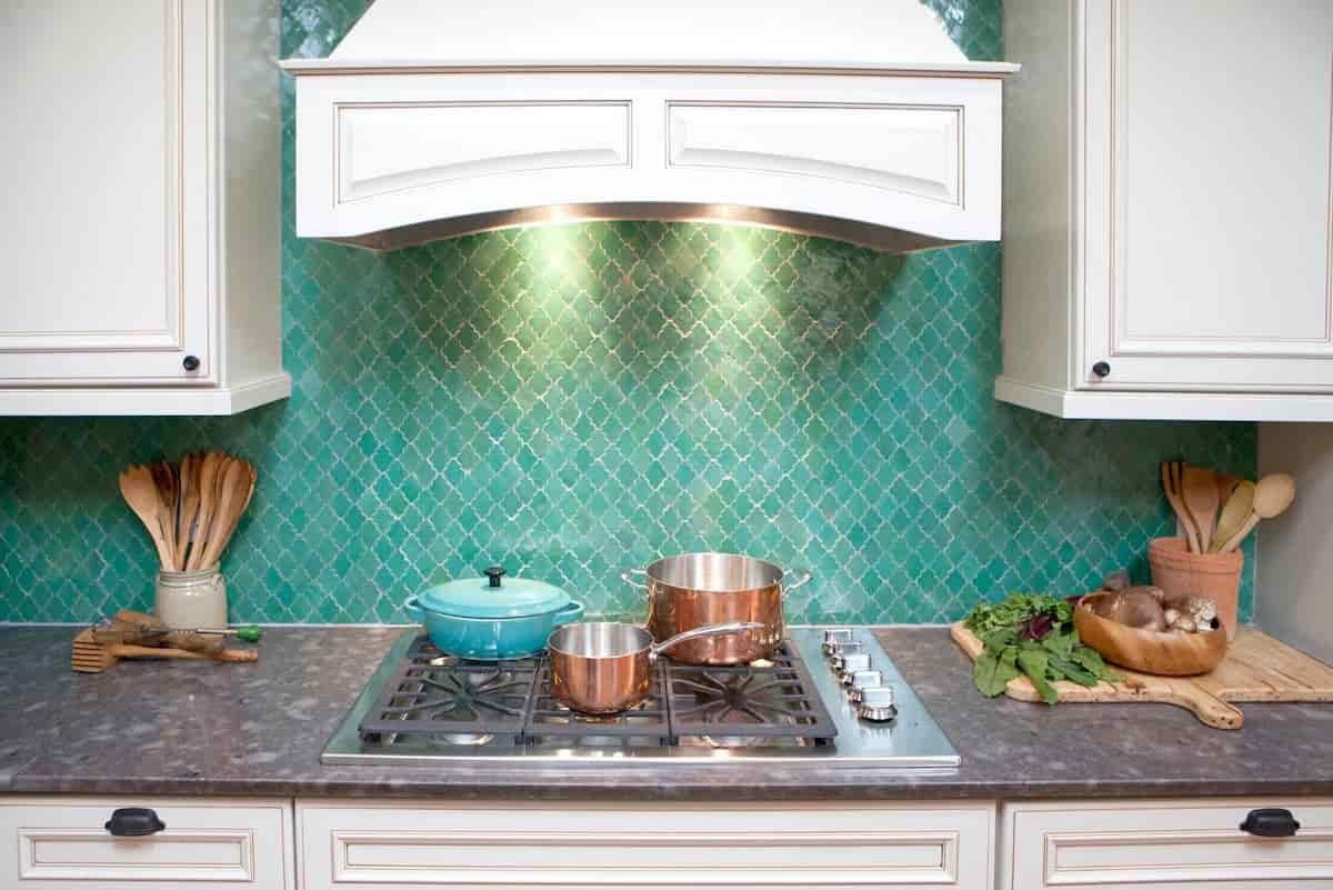  Backsplash Tiles Design and Trends for the Kitchen 