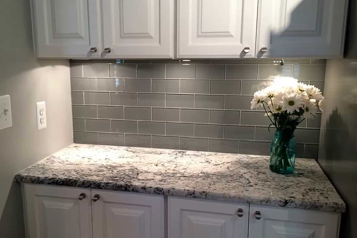  Buy the Latest Types of Backsplash Tile Edge Strip at a Reasonable Price 