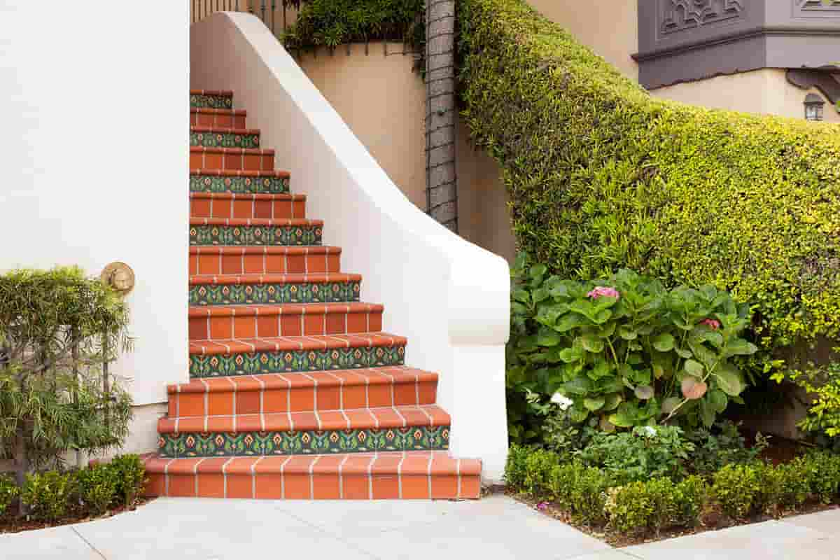  Different small tile use in building steps 