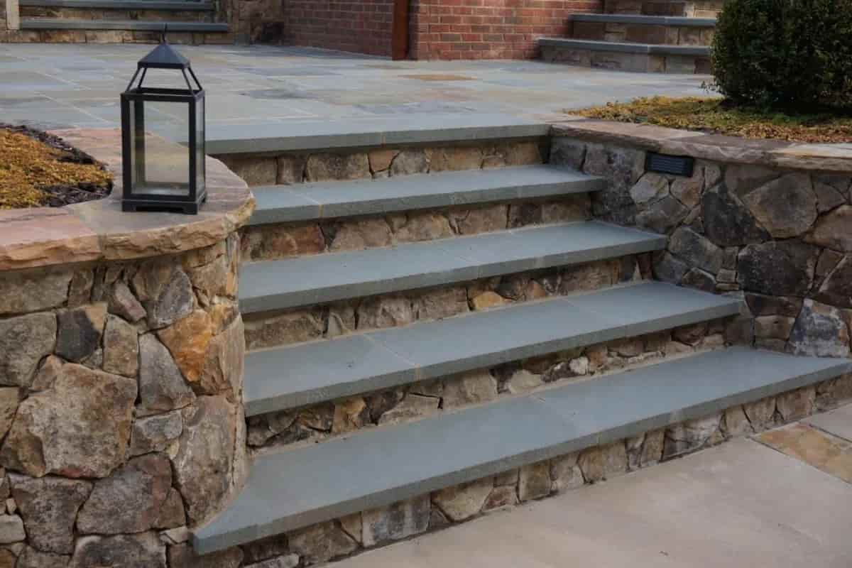  Different small tile use in building steps 